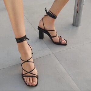 Frame Le Doheny Ankle Strap Heel NWOT Size 37.5